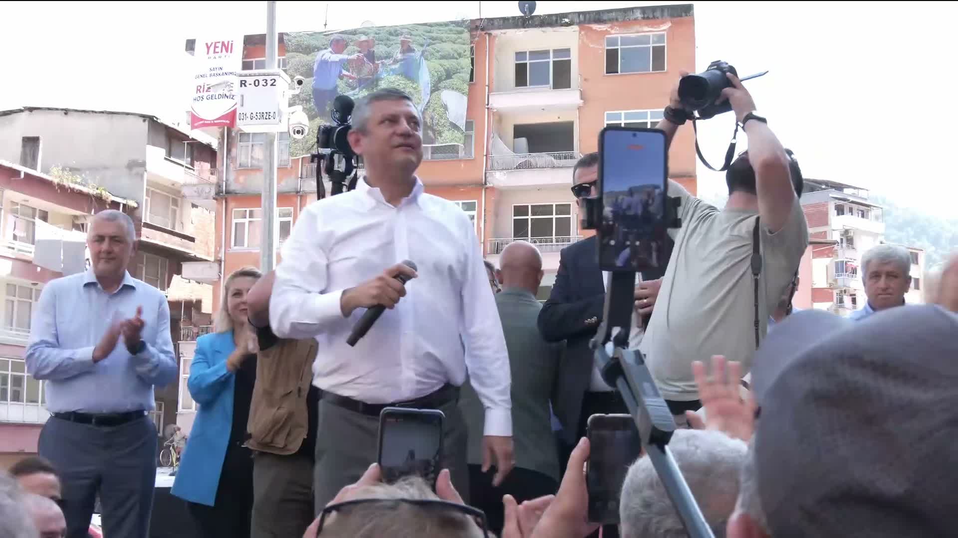 Özgür Özel